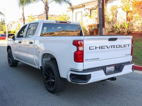 Used 2022 Chevrolet Silverado 1500 Custom image 6