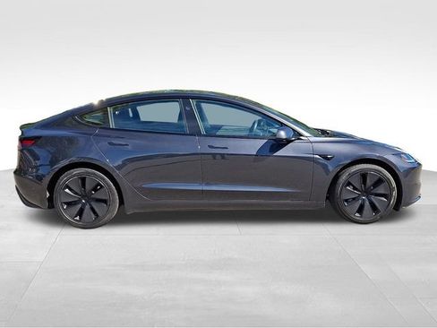 Used 2024 Tesla Model 3 Long Range RWD image 9