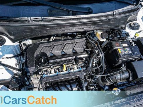 Used 2022 Hyundai Venue SE FWD image 41