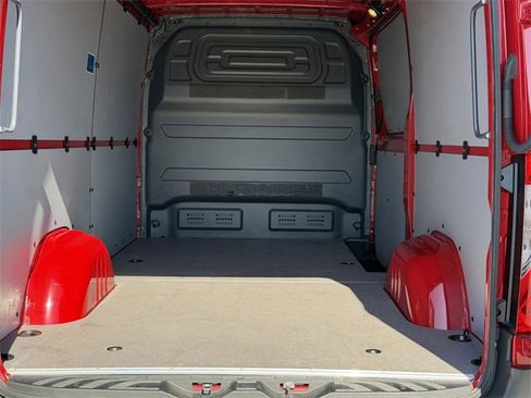 Used 2024 Mercedes-Benz Sprinter 2500 image 15