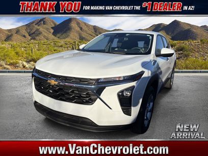 Used 2025 Chevrolet Trax LS w/ LS Convenience Package