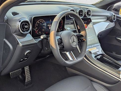 New 2026 Mercedes-Benz GLC 300 image 3