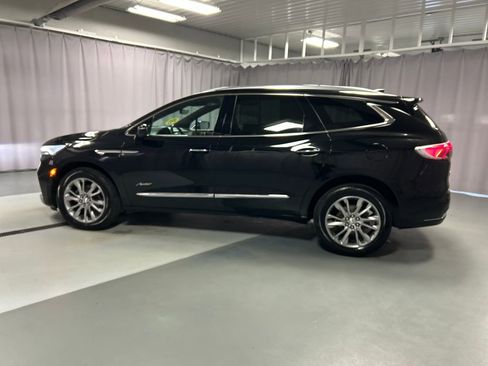 Used 2024 Buick Enclave Avenir w/ Avenir Technology Package AWD/4WD image 4
