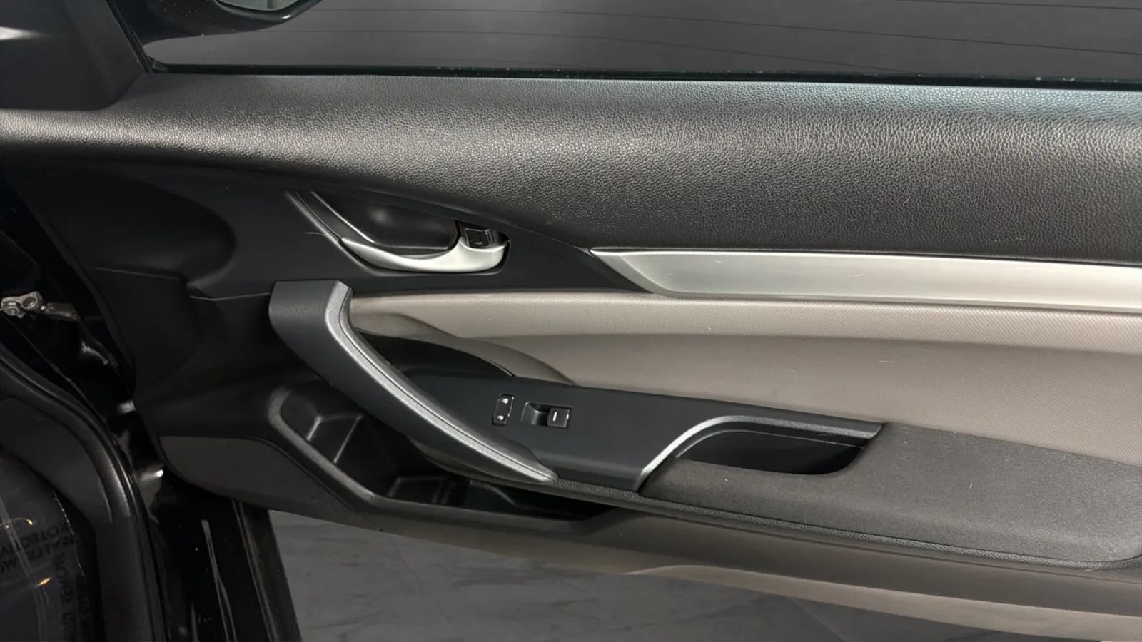 Used 2017 Honda Civic LX image 17