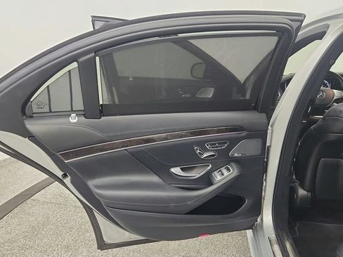 Used 2015 Mercedes-Benz S 550 Sedan image 33