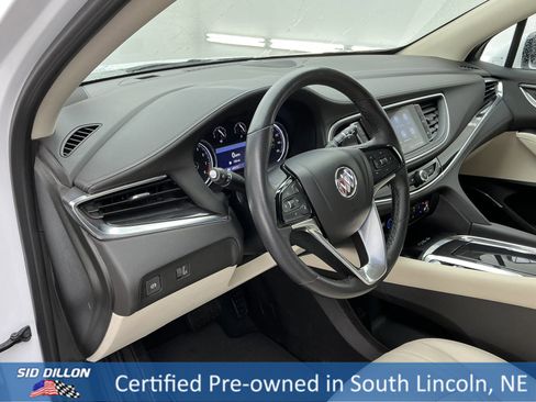 Used 2023 Buick Enclave Essence image 13