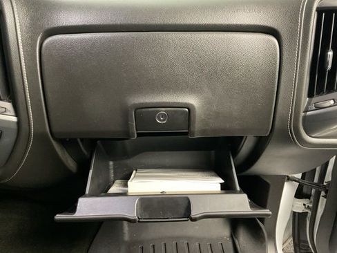 Used 2018 Chevrolet Silverado 1500 LTZ image 27