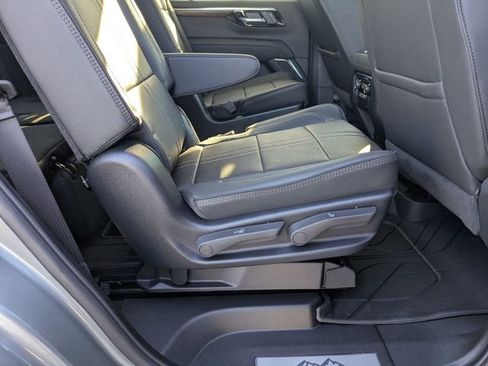 New 2026 Chevrolet Tahoe High Country AWD/4WD image 40