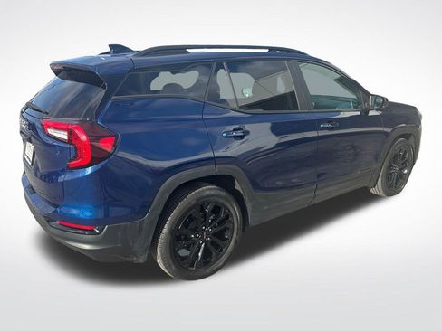 Used 2022 GMC Terrain SLE w/ Driver Convenience Package image 8
