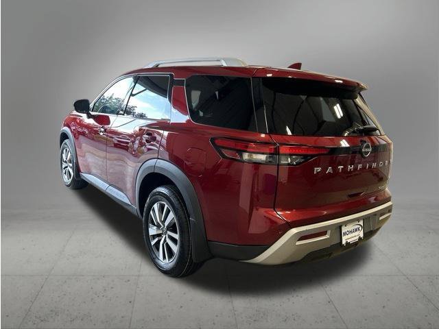 Used 2024 Nissan Pathfinder SL AWD/4WD image 8