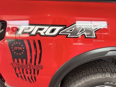 Used 2022 Nissan Titan PRO-4X w/ Off Road Protection Package image 10