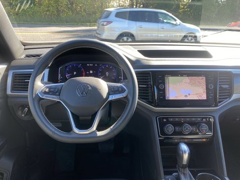 Used 2021 Volkswagen Atlas Cross Sport SEL image 14