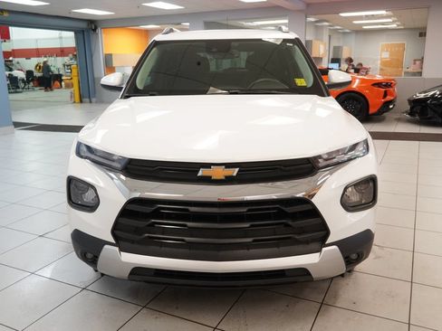 Used 2023 Chevrolet TrailBlazer LT w/ Convenience Package AWD/4WD image 14