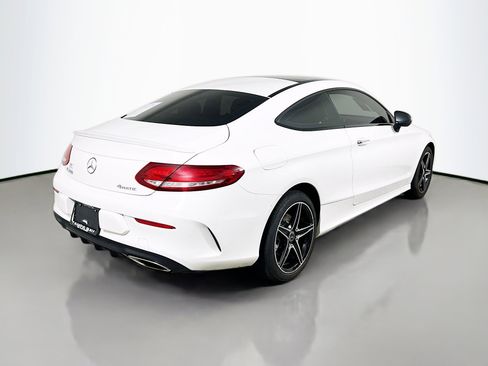 Used 2017 Mercedes-Benz C 300 4MATIC Coupe image 4