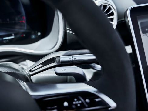 Used 2022 Mercedes-Benz SL 63 AMG 4MATIC w/ AMG Aerodynamic Package image 55
