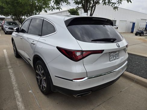 Certified 2023 Acura MDX FWD w/ Technology Package image 4