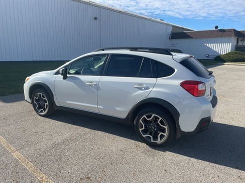 Used 2016 Subaru Crosstrek 2.0i Premium w/ Moonroof Package image 6