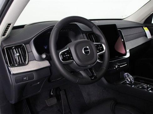 New 2025 Volvo XC90 B6 Ultra image 8