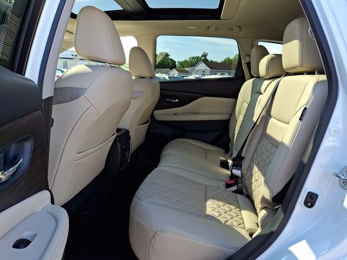 Certified 2022 Nissan Murano Platinum w/ Cargo Package AWD/4WD image 9