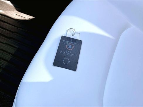 Used 2023 Tesla Model Y AWD image 14