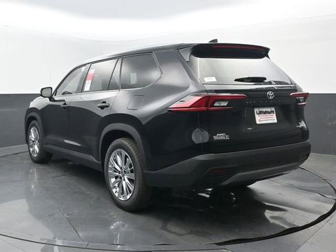 New 2026 Toyota Grand Highlander AWD image 3