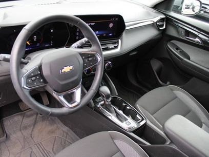 Used 2024 Chevrolet TrailBlazer LT w/ LT Cold Weather Package