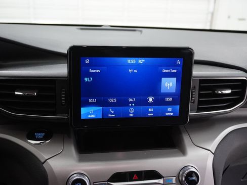 Used 2023 Ford Explorer XLT w/ Equipment Group 202A RWD image 26