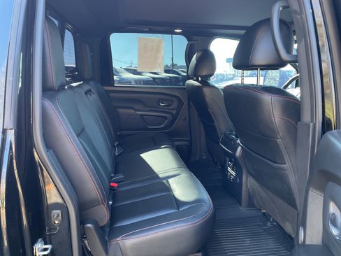 Used 2024 Nissan Titan PRO-4X w/ Pro-4x Convenience Package image 28