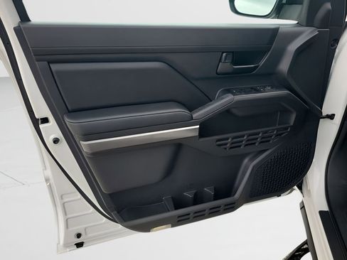 New 2026 Toyota Tacoma SR5 image 40