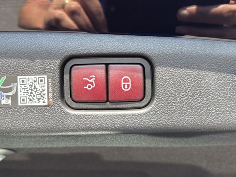 Certified 2026 Mercedes-Benz E 350 Sedan image 17