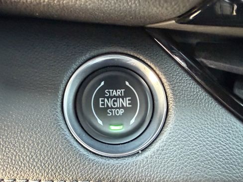 Used 2025 Buick Enclave Sport Touring w/ Power Package image 22