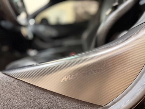 Used 2019 McLaren 600LT RWD image 31