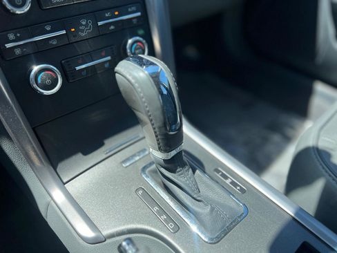 Used 2010 Lincoln MKZ FWD image 26