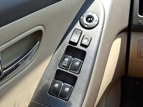 Used 2010 Hyundai Elantra GLS FWD image 23