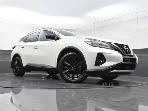 Used 2024 Nissan Murano SV w/ SV Midnight Edition Package image 24
