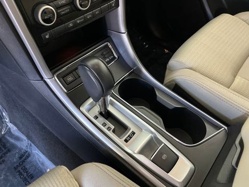 Used 2019 Subaru Ascent Premium AWD/4WD image 25