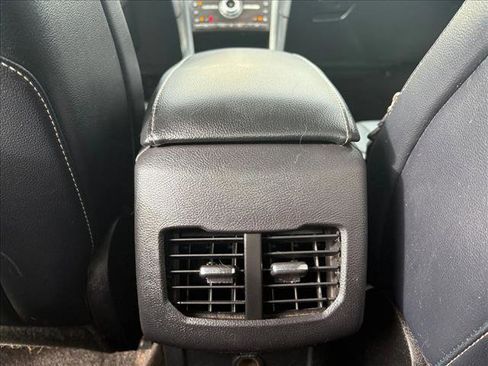 Used 2018 Ford Fusion Titanium image 17