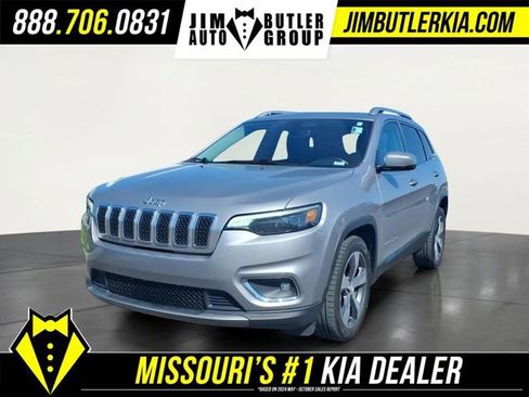 Used 2019 Jeep Cherokee Limited FWD image 1