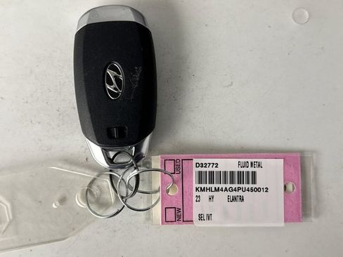 Used 2023 Hyundai Elantra SEL FWD image 19