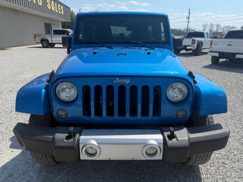 Used 2015 Jeep Wrangler Unlimited Sahara w/ Connectivity Group image 2