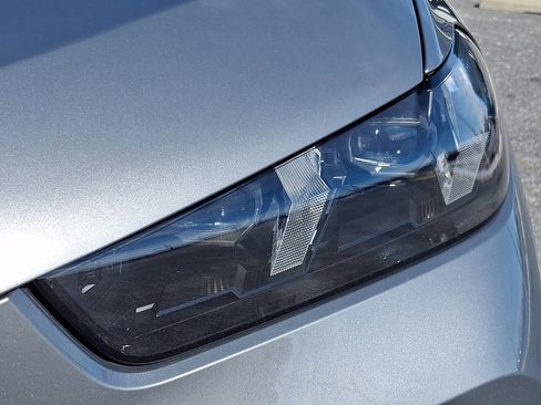 Used 2025 BMW X5 xDrive40i w/ M Sport Package image 9