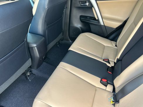 Used 2016 Toyota RAV4 Limited w/ Advanced Technology Package FWD image 12