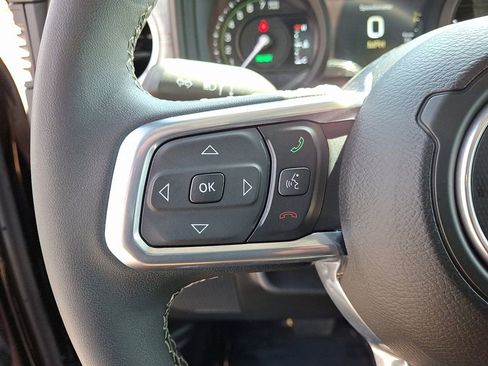 Certified 2025 Jeep Wrangler Unlimited Sahara AWD/4WD image 20