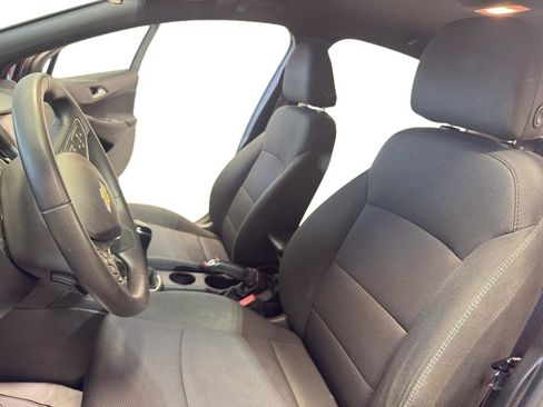 Used 2017 Chevrolet Cruze LT w/ RS Package FWD image 14