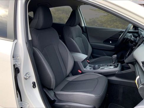 Used 2026 Subaru Crosstrek 2.0i Premium image 11