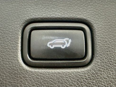 Used 2025 Hyundai Palisade SEL FWD image 32