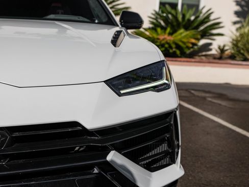 Used 2024 Lamborghini Urus S image 12