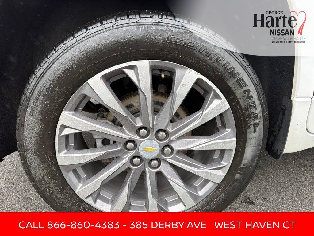 Used 2023 Chevrolet Traverse Premier AWD/4WD image 12