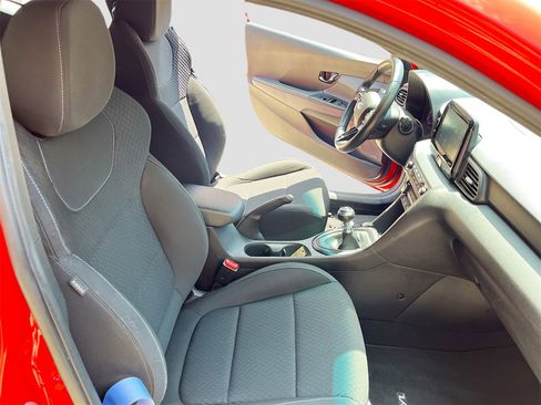 Used 2020 Hyundai Veloster N w/ Performance Package image 26