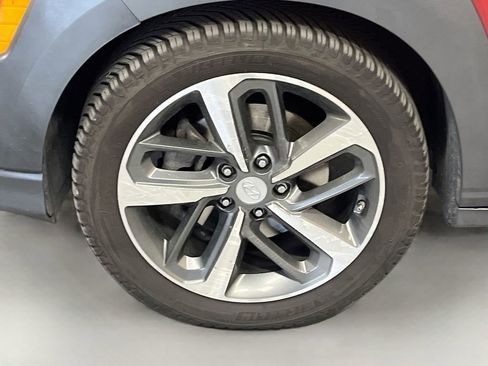 Used 2020 Hyundai Kona Ultimate AWD/4WD image 32